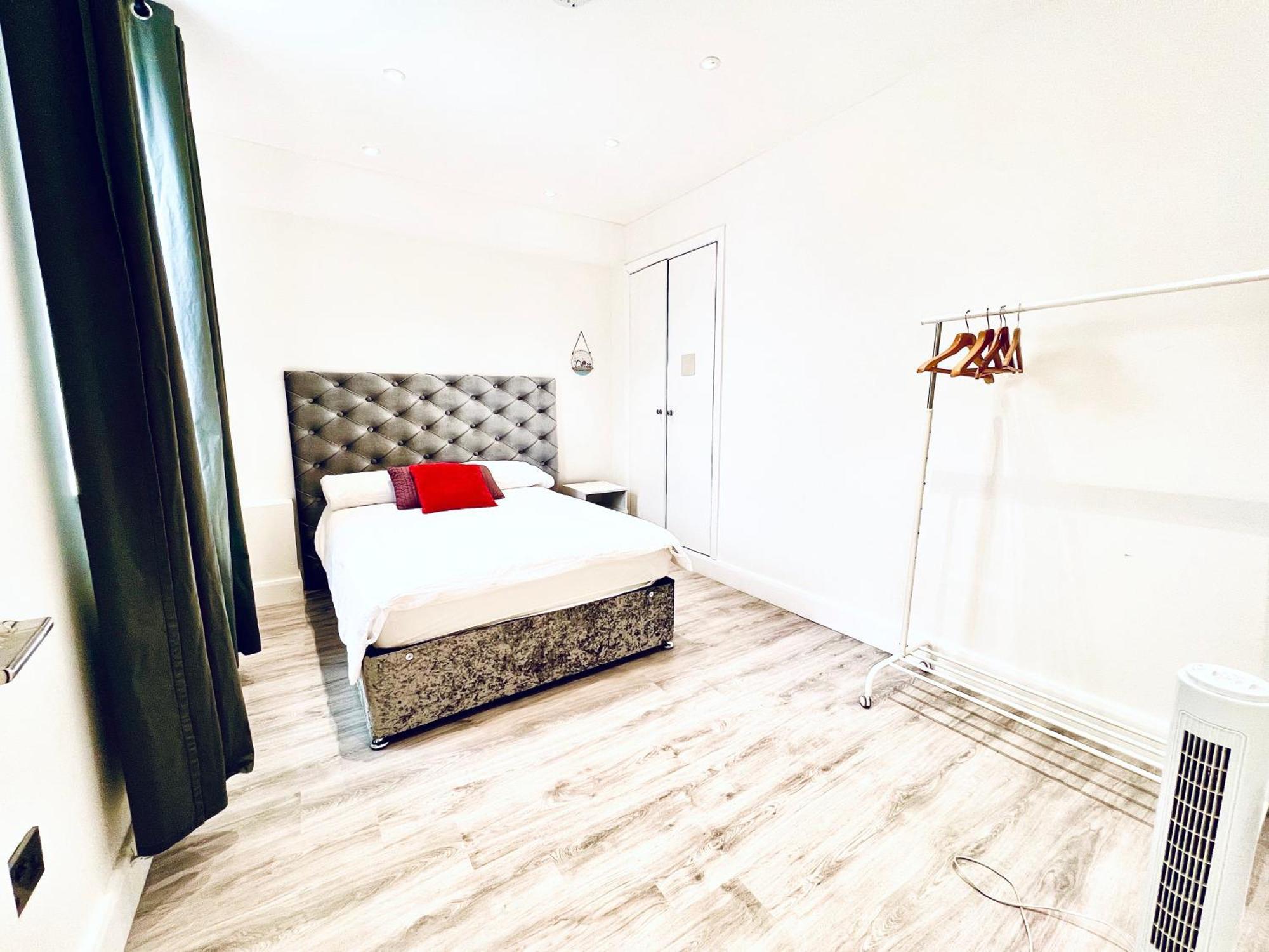 Harrow Apartments ลอนดอน ภายนอก รูปภาพ